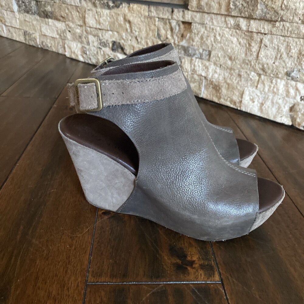 Women's Taupe Wedge Sandals - Open Toe Ankle Strap